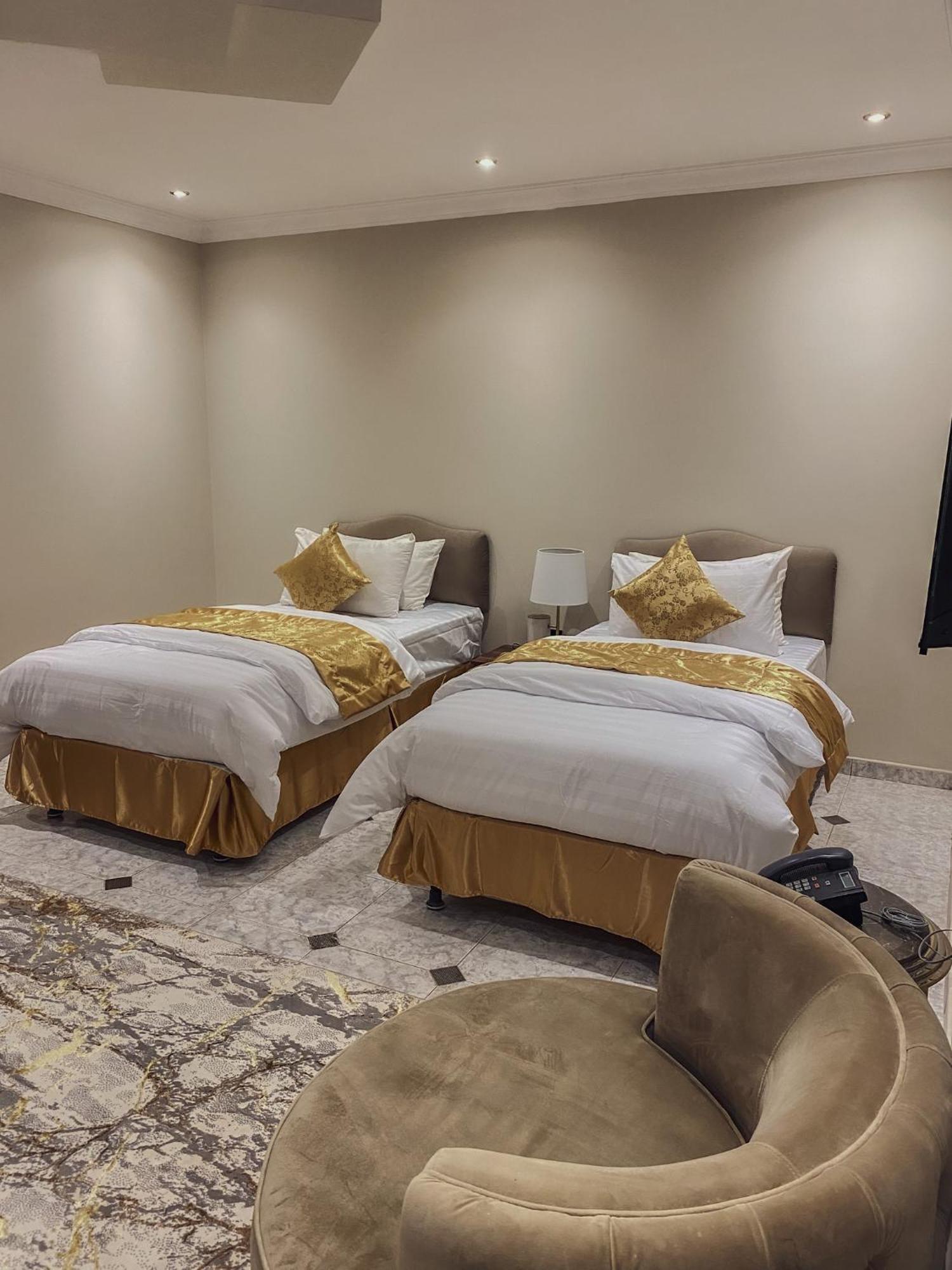 Comfort Inn Al Taawon - Family Only Riyadh Exteriör bild